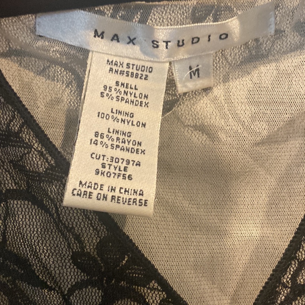 MAX STUDIO black & Nude lace Dress - Picture 9 of 11